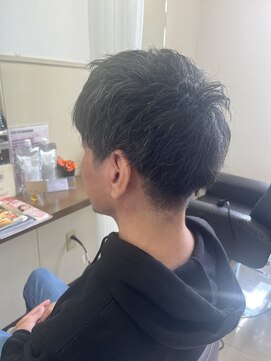 コアフィールフィス(COIFFURE fils) 《見附　今町》メンズ　短髪　刈り上げ