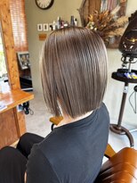 コモレビ(komorebi)&nbsp;ぱつっとボブ/ベージュ