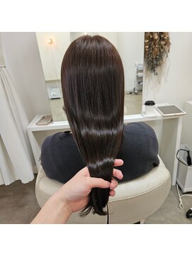 エメ(aimer) オージュアで艶髪