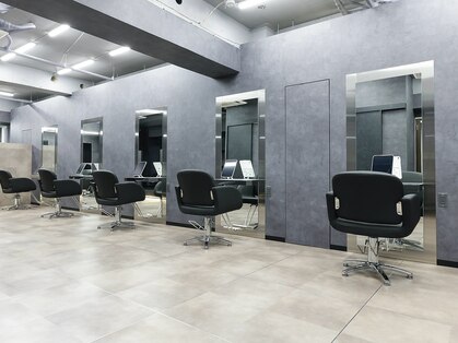 シンシア ドゥエ 新宿(CYNTHIA DUE)の写真