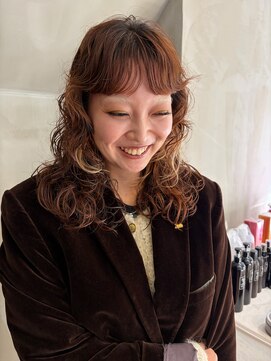 ニキータ(Nikiita) 〈ミディアムパーマ/外国人風パーマ/インナーカラー〉 S42