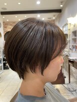 ヴィアンカ(Vianca) 大人丸みショート
