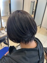 リタ ハマセン(LiTA. hamasen)&nbsp;大人美人/絶壁解消/くびれ/軽ふわ ''ショートボブ''