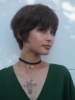 ビュートリアム 福岡(BEAUTRIUM) 小顔に見える大人のショートヘア