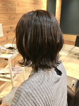 ネスタ ヘアー グラウンド(NESTA hair ground) 伸ばしかけボブ