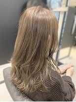 ジエクト 本店(The Ect)&nbsp;ペールベージュ×毛先パーマ×ことりベージュ×イルミナカラー