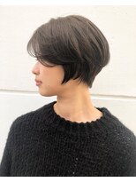 トキ(toto toki) 20代30代大人可愛いくびれコンパクトショート前髪あり