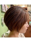 ショートボブ