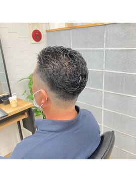 マリー(Marie) 垣見 宮城リョータ風パーマ×フェード