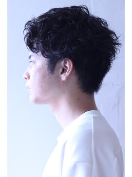 エヌドット 高井田(n.) バングアップ×ツーブロック