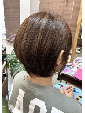 ピーシーズ(pieces) 白髪ぼかしシークレットハイライト