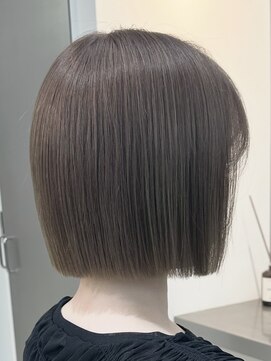 ルイ(ROUIS produced by LUCK 津田沼) ROUIS 津田沼 グレージュボブ