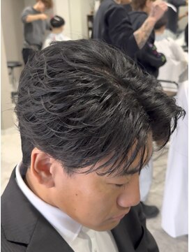 ビーテックバイゼン スライ(B TECH by Zen sly) フェザーショート