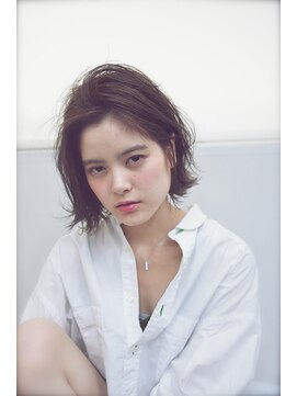 オルセン(OLSEN) 【BALLOON HAIR 表参道】 シースルーボブ×エアリーカール