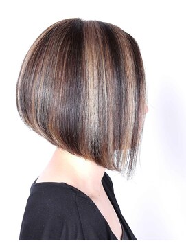 ラブ ロック Love' Lock 【Love'Lock 代官山】前下がりボブスタイル☆.