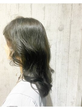 シルエット 色気のセミロング