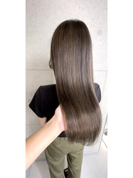 ファン(FUN.) 髪質改善　幹細胞トリートメント