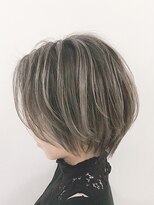 アイズ(I's)&nbsp;バレショート×丸みショート×ハイトーン