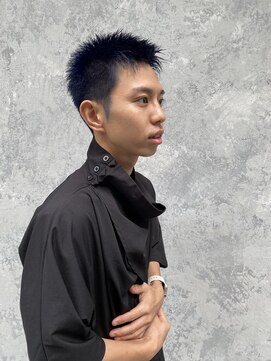 ネイロ 錦糸町(NeiRo) 青髪ブルーカラーハイトーン坊主ソフモヒ刈り上げブリーチ2回