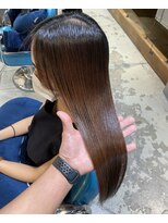 リラエ(Lyrae)&nbsp;縮毛矯正/髪質改善/美髪カラー/トリートメント【大阪/西梅田】