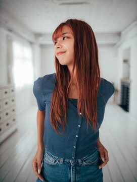 ゲート いわき(Gate) レッド系カラー・ロングレイヤースタイル