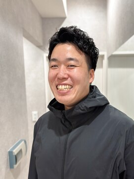 20代～30代メンズパーマ刈り上げアップバングショート［仙台］