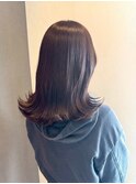 ベージュブラウン