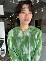 アイン(eim)&nbsp;うねるんだったら活かしちゃうウルフレイヤーカット