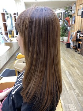 ブレイブシザー(BRAVE SCISSOR) 艶と手触り◎縮毛矯正後の髪質改善ストレート