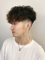 ビアンコ(bianco produce by L'Aube)&nbsp;メンズ　波巻きパーマ　スペインカール　前下がりマッシュ