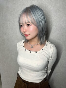 ザシェノンウメダ(THA CHAINON UMEDA) イメチェン/ピンクベージュ/アンブレラカラー/前髪/心斎橋