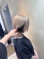 アクト 原宿(ACT) ホワイトミルクティー×ブラック
