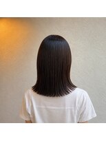 アールジービーガレージ(RGB garage) 自然にまとまる艶髪縮毛ボブ