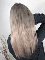 ジゼル(gisele)&nbsp;プラチナシルバー