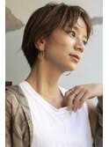 スタイリッシュな小顔ショート