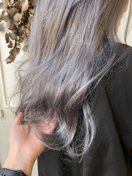 ボアップ 新居浜店(boappu) #グレーカラー #外国人風 #バレイヤージュ #ロングヘアー