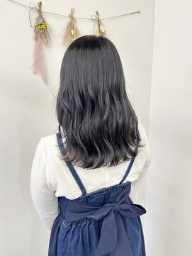 トリニティ 本厚木(trinity) 秋可愛いインナーカラーコントラストミディアム本厚木学割U24