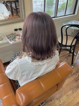 大人気！ピンクカラーで派手すぎず上品な仕上がりに