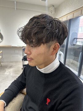 オリ 仙台(Oli) 20代～30代スペインカールメンズパーマ刈り上げ［仙台］