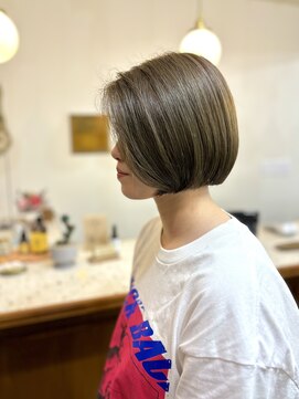 シエン 恵比寿(CIEN) ブリーチなしオリーブベージュ/オリーブカラー/ミニボブ