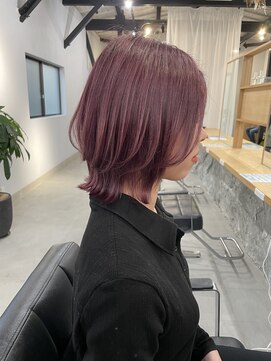 チェリーレッド/ボブスタイル/ハイトーン