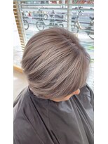 オリビアヘアー(OLIVIA HAIR) ホワイトミルクティー♪