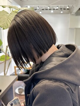 ラレイ ハラジュク(Lalei harajuku) 【白石】ショート伸びかけ/酸性ストレート/ぱつっとボブ/艶髪