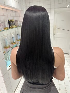 ロンドルーチェ 心斎橋(Lond luce) ダークアッシュ/ミディアムレイヤーカット［髪質改善/縮毛矯正］