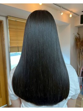 ロッソ 川口店(Rosso) サラサラロングのラウンドカット[川口]