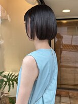 イグレックビス(igrek bis) ショートボブ/顔周りレイヤー