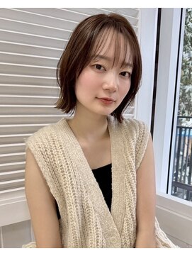 外ハネくびれボブ ナチュラルブラウン