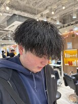 ルースト 渋谷店(ROOST)&nbsp;MEN’S HAIR/波巻ツイストスパイラル/フェザーパーマ/眉毛/渋谷