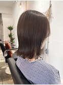 ハンサムショートレイヤーカットミルクティーベージュハイトーン