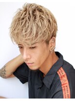 シン(syn)&nbsp;アップバング/ツーブロックマッシュ/束感/波巻き